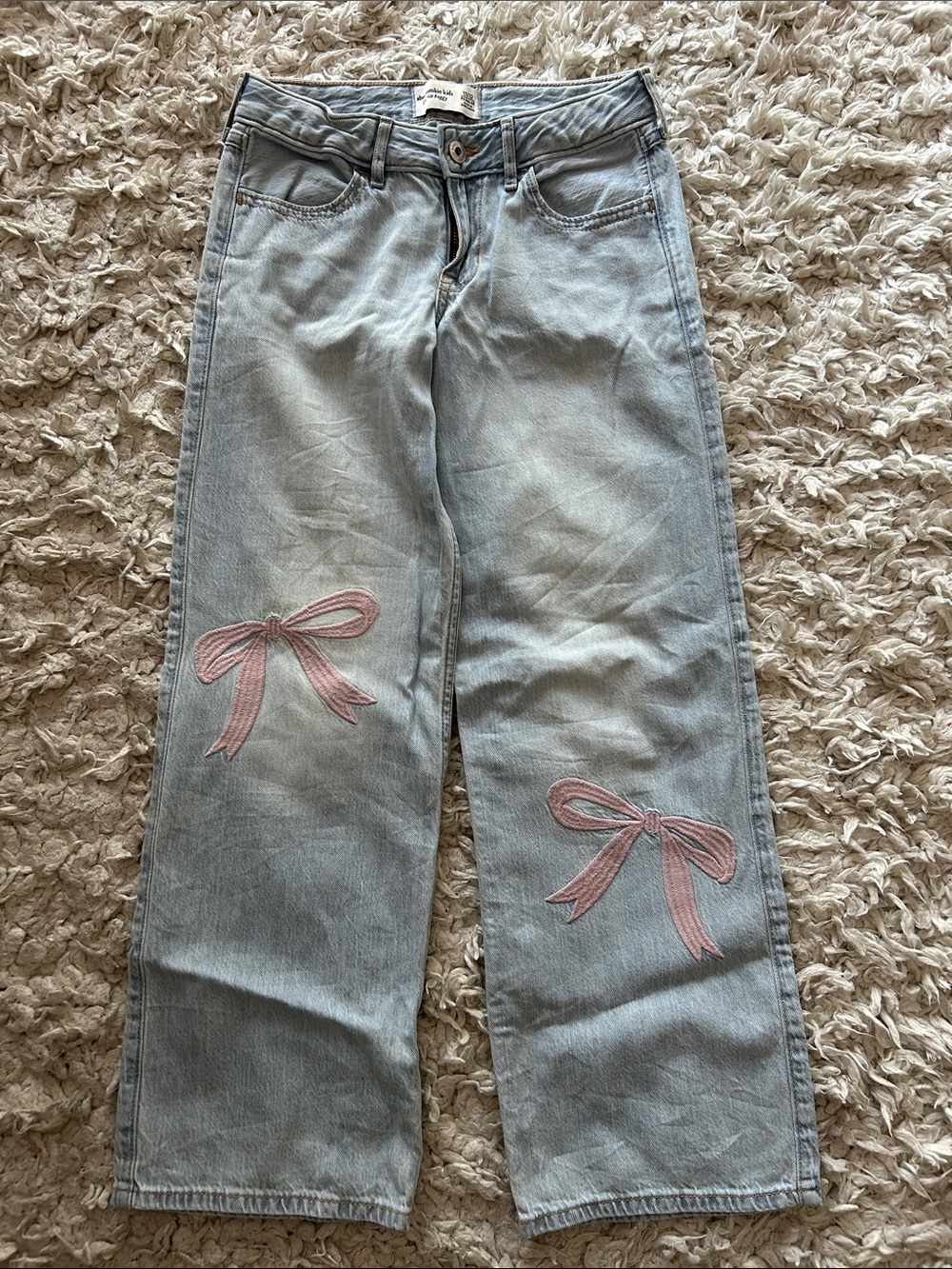 abercrombie kids Light Blue Jeans with Pink Bow Embroidery